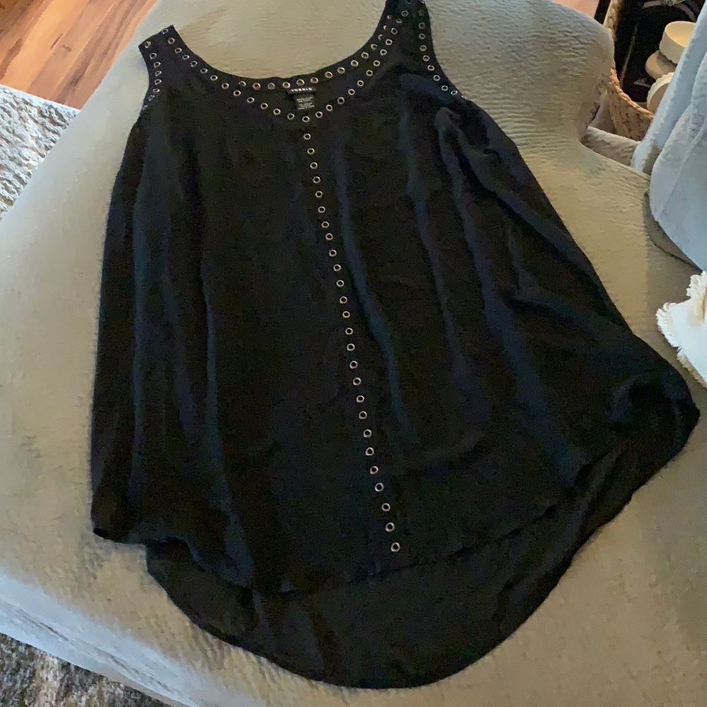 Women’s torrid cami with metal grommets